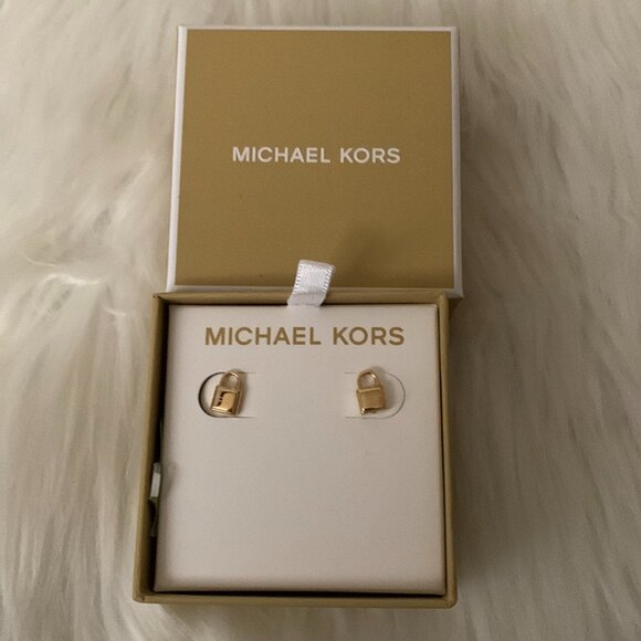 MICHAEL KORS Mini Padlock Stud Earrings in Gold SWEET & DAINTY - Picture 1 of 3